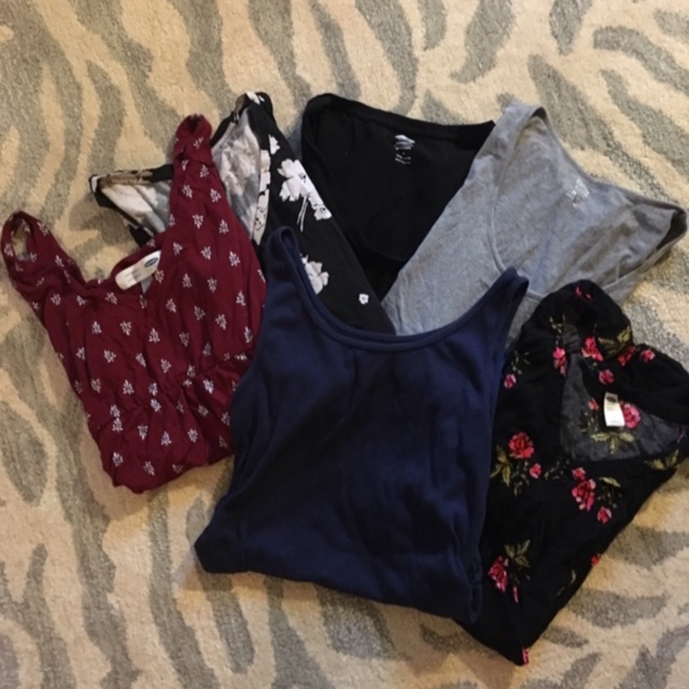 Old Navy maternity shirt bundle